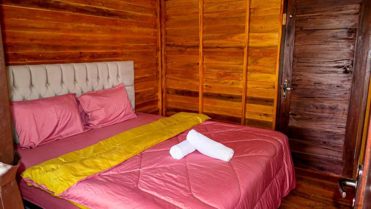 Mandalika Queen Hostel Kuta  Esterno foto